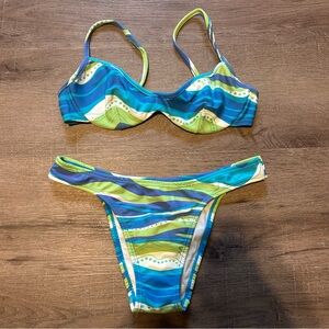 Salinas Women's Bikini M Multicolor Wave Pattern Beach Summer Swimwear